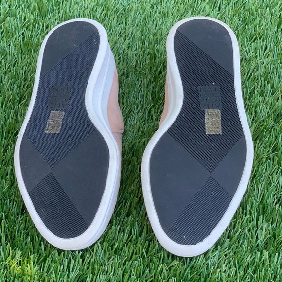 YOLA Sneaker - Vintage Mauve Suede by Naturalizer - Picture 7 of 10